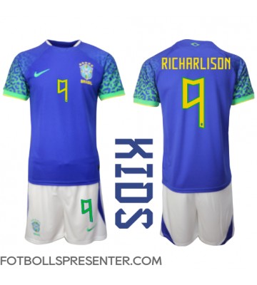 Brasilien Richarlison #9 Bortatröja Barn VM 2022 Kortärmad (+ korta byxor)